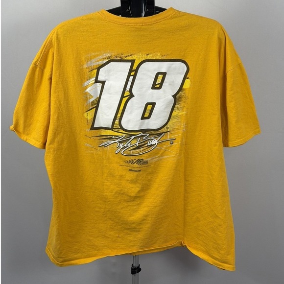 Kyle Busch Shirt Mens 3XL Yellow NASCAR Racing Joe Gibbs M&Ms 18 Car Graphic - Picture 3 of 7